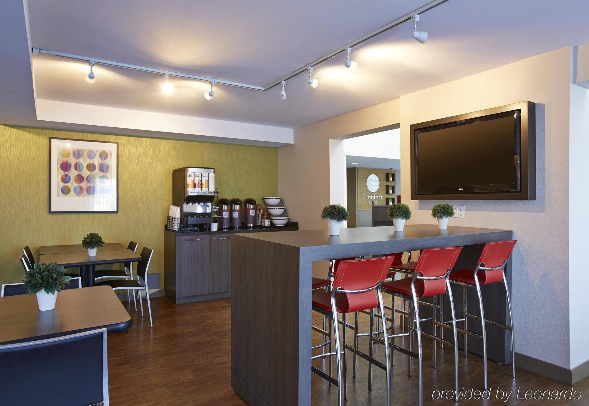 Comfort Inn Drummondville Bagian luar foto